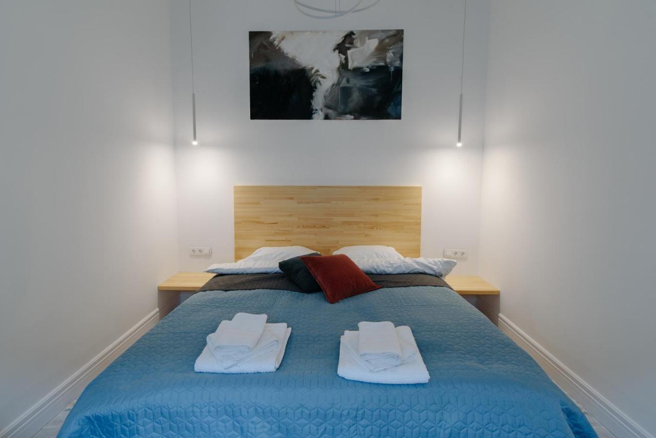 לבוב Apartment On Mikhalcuk מראה חיצוני תמונה